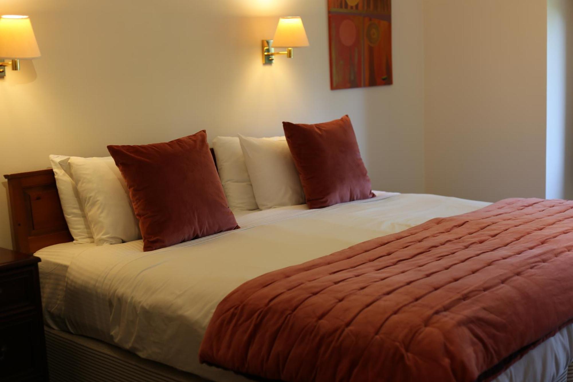 Pitlochry Dundarach Hotel Room photo