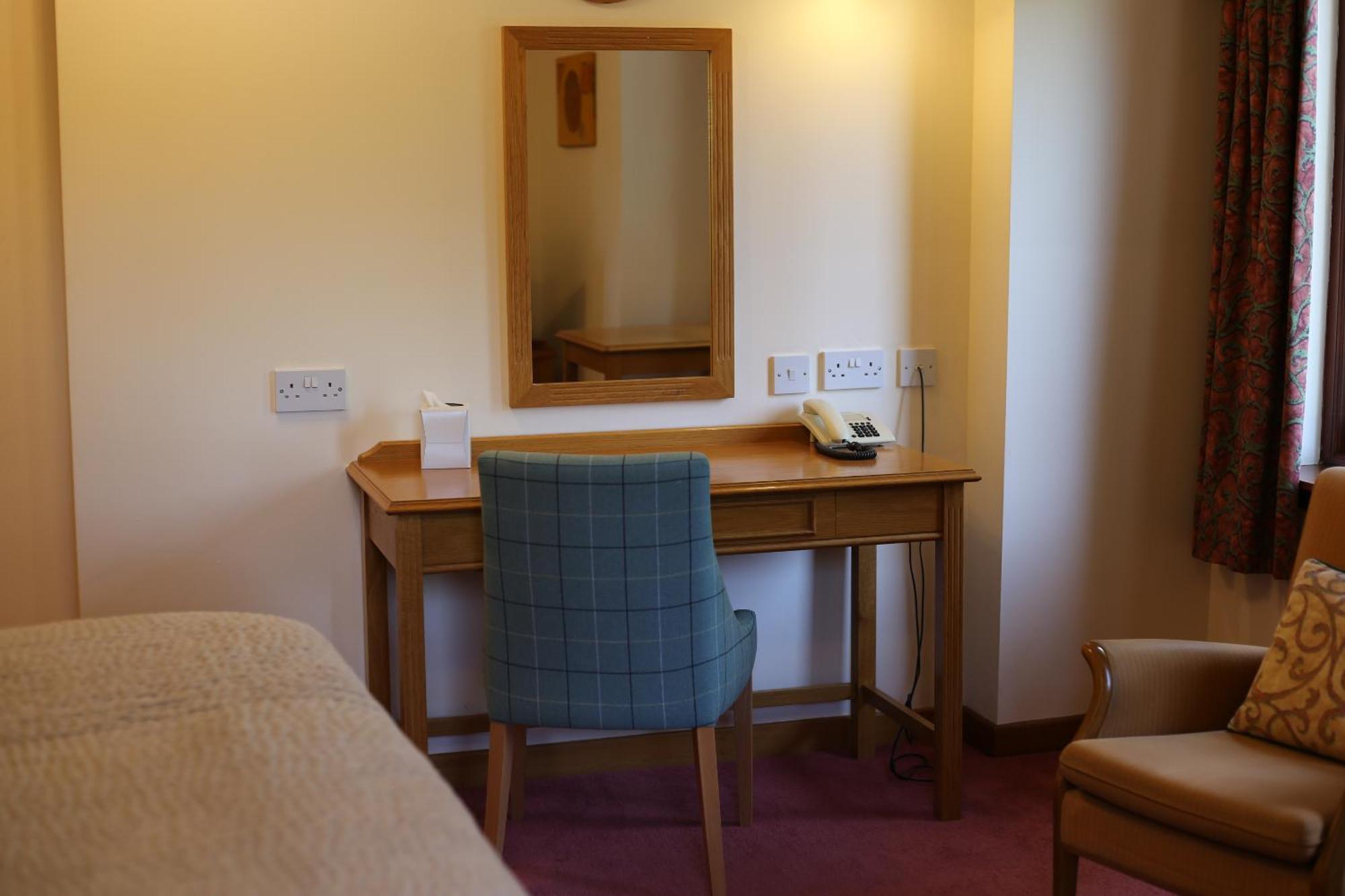 Pitlochry Dundarach Hotel Room photo