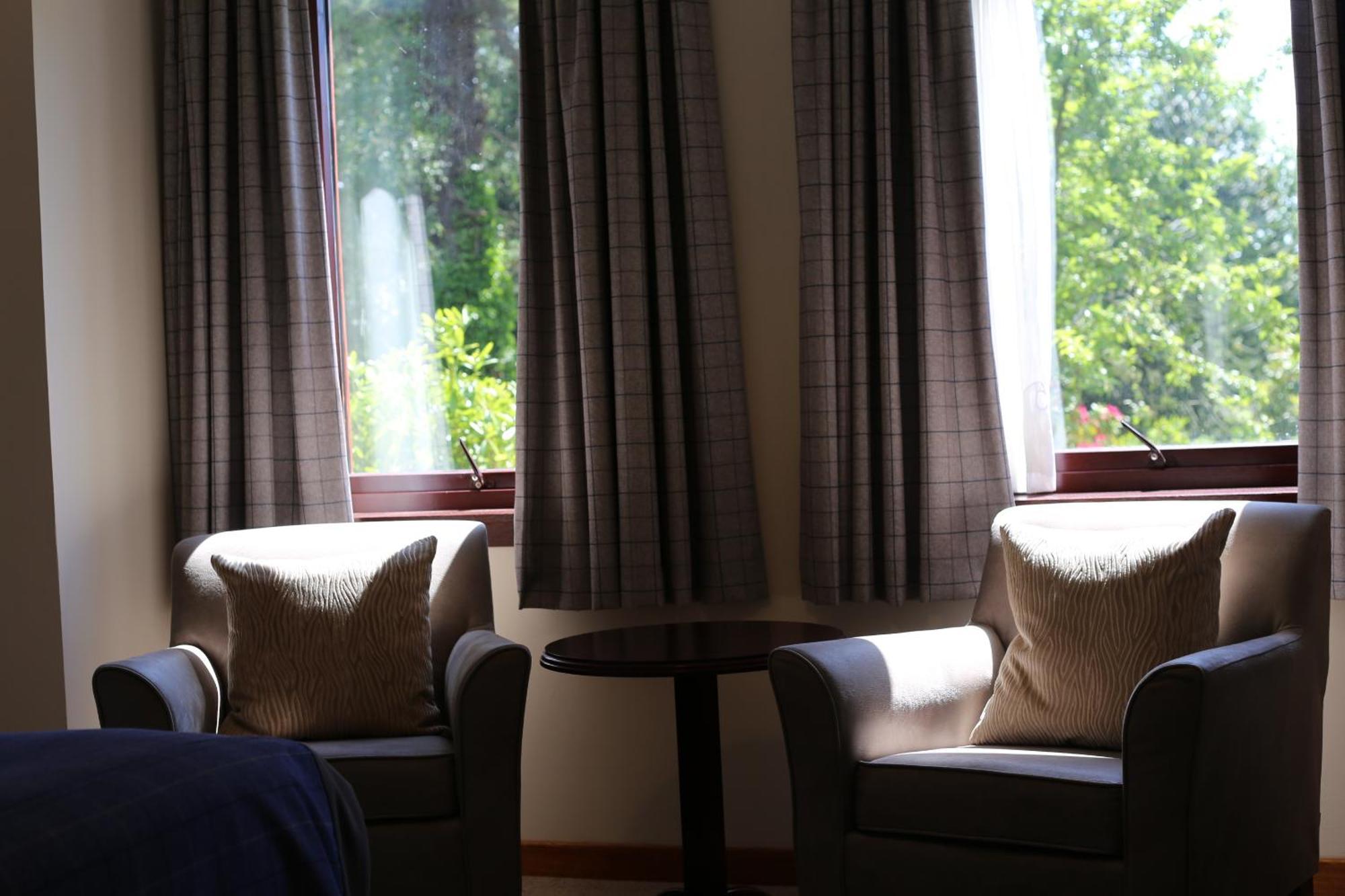 Pitlochry Dundarach Hotel Room photo
